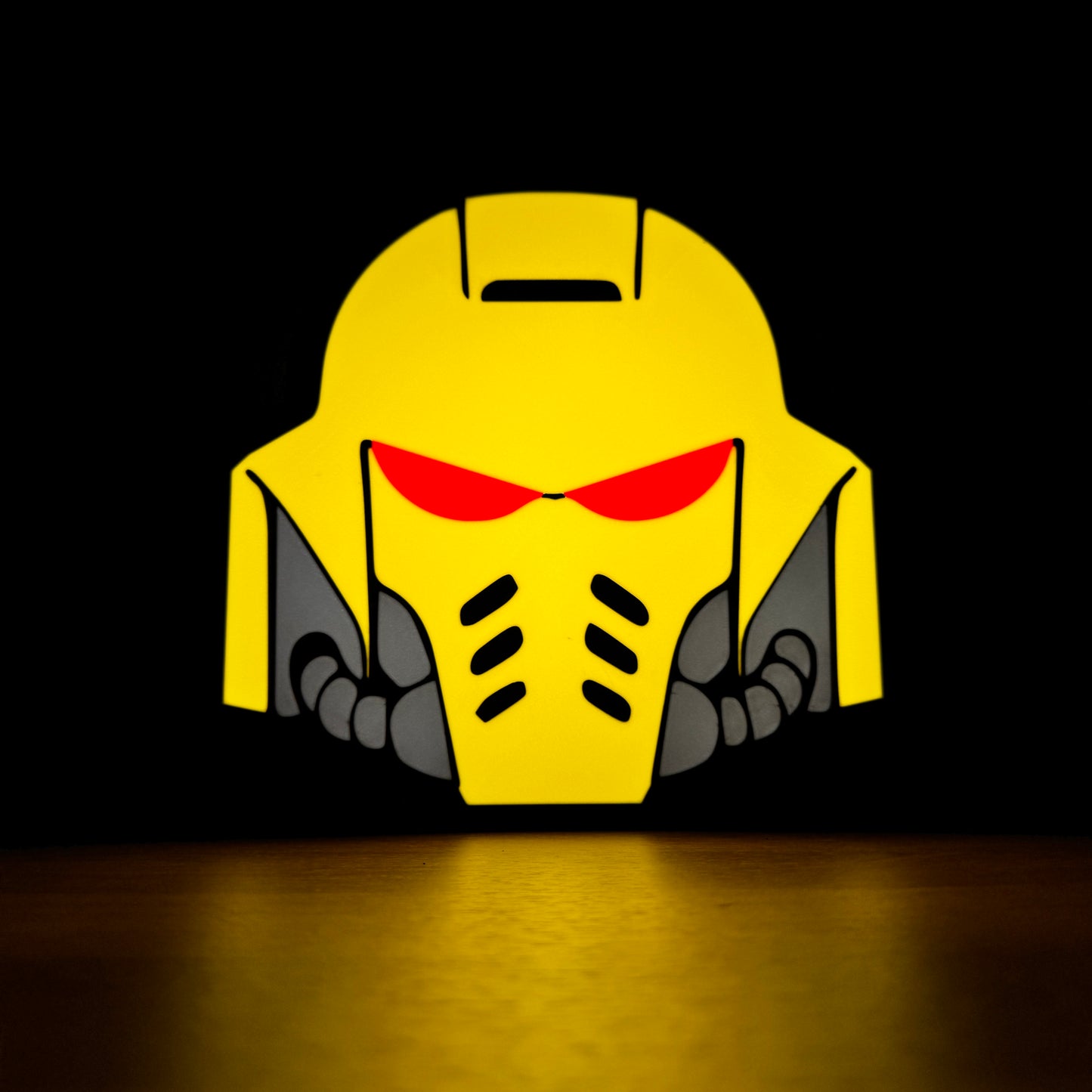 Hammer War Helmet Light Box STL