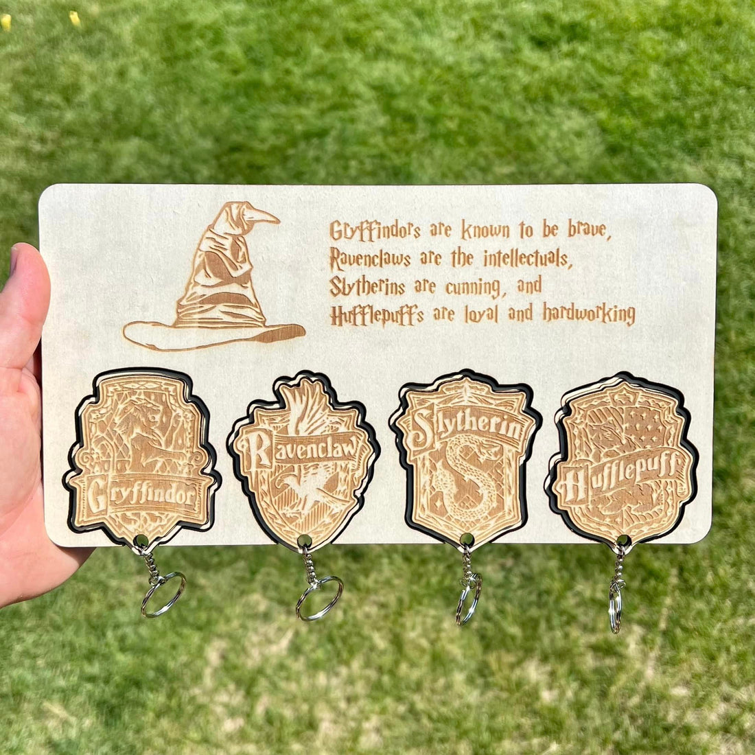 HP Keychain Stacked Sign SVG – On Points Designs
